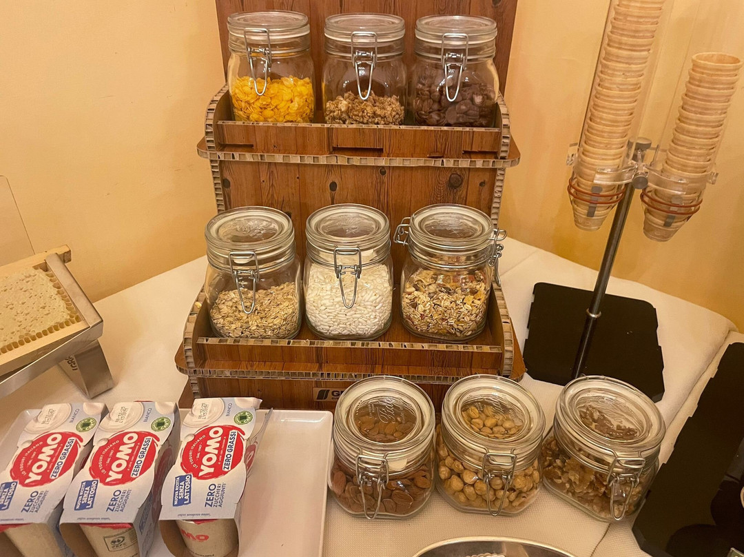 圣米歇尔公园酒店主图