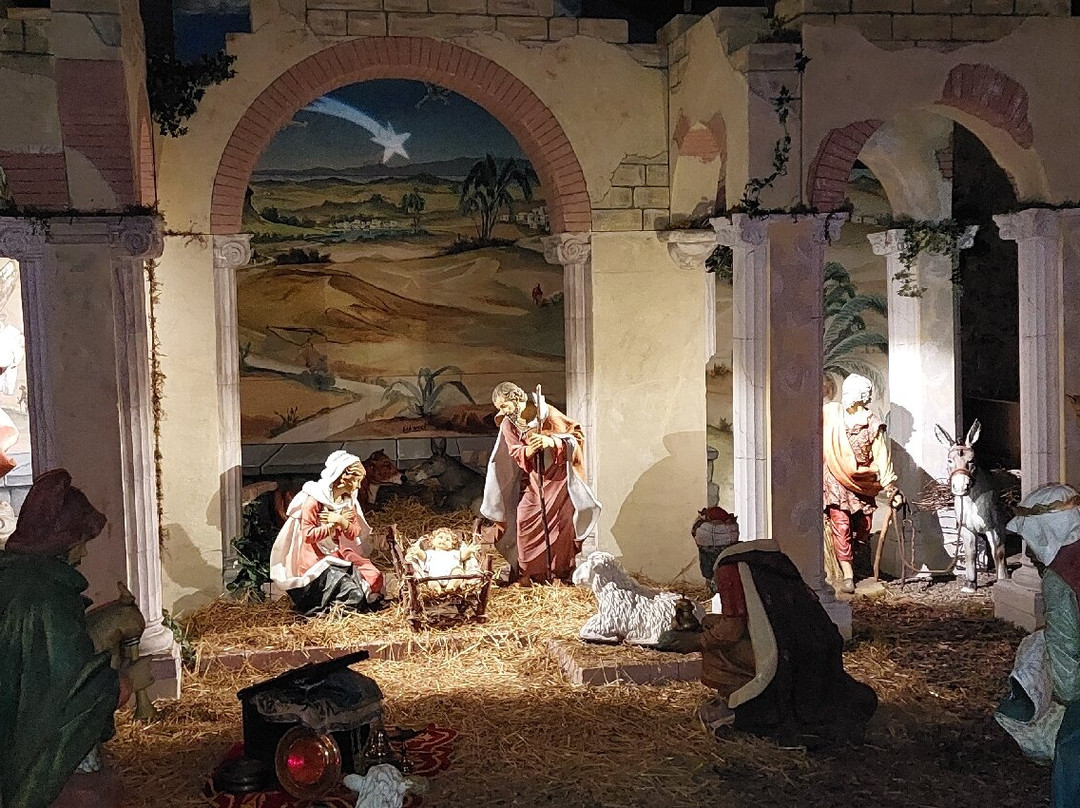 Cattedrale Di Santa Croce-弗利必去景点