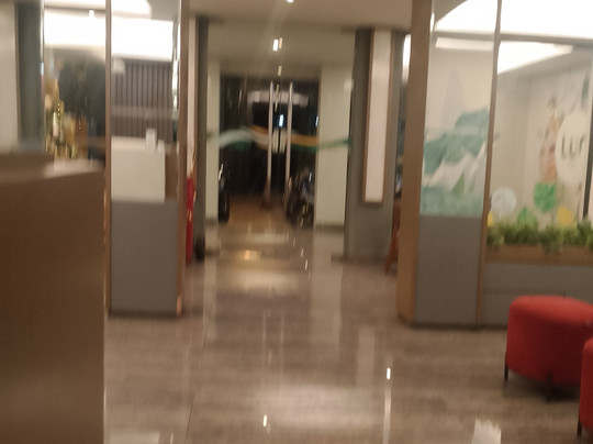 Lun Hotel Manado主图