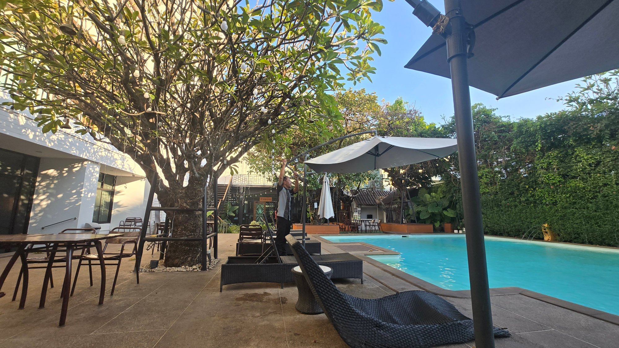 潘纳莱酒店-官方