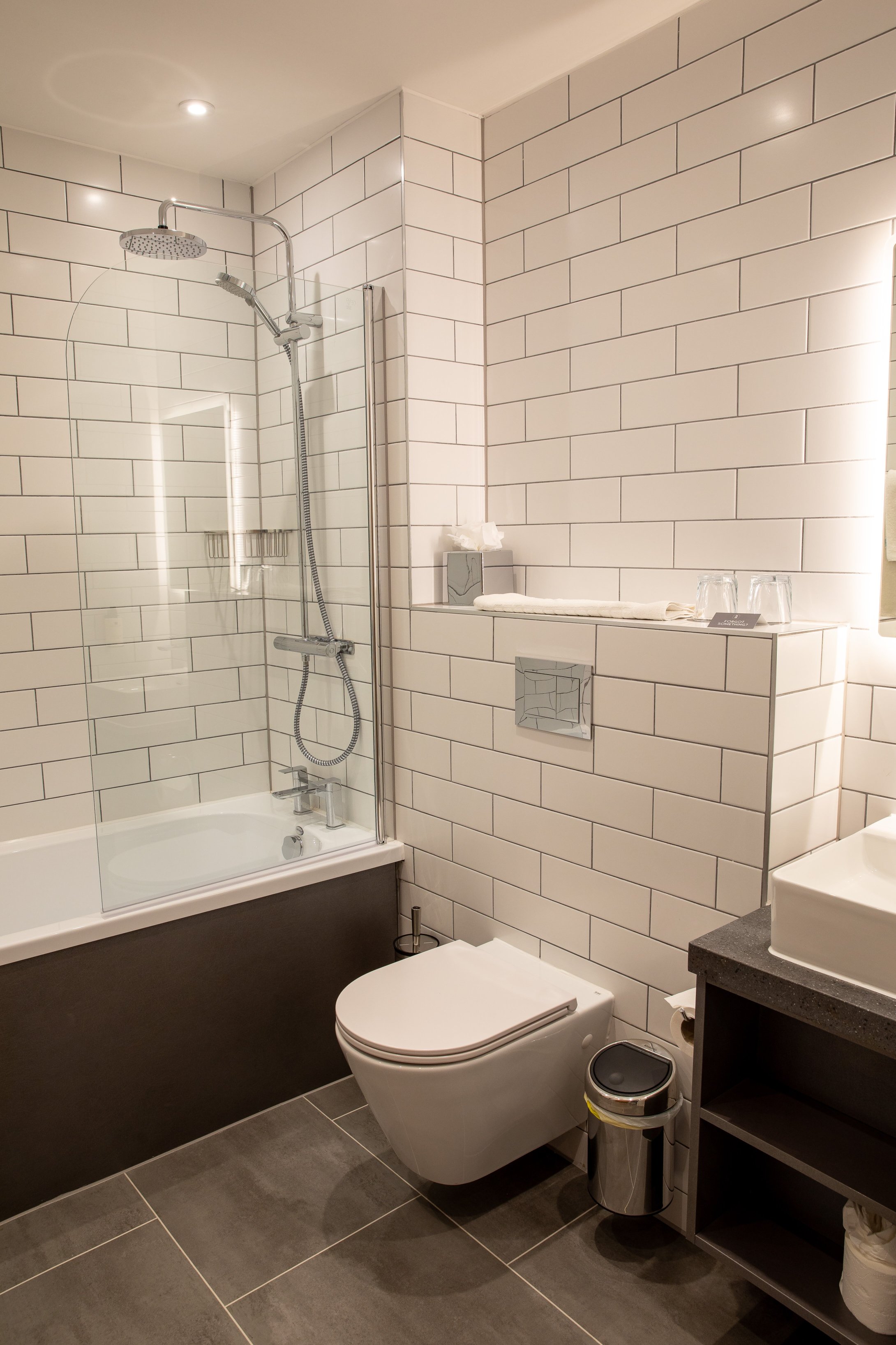 Barton Manor Hotel & Spa-浴室