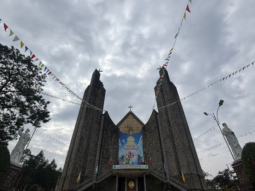 Phu Cam Cathedral-顺化必去景点