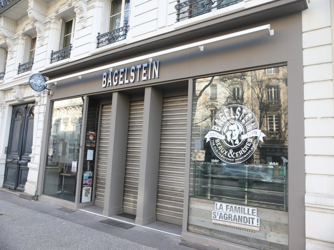 Boulevard de la République-索恩河畔沙隆必去景点