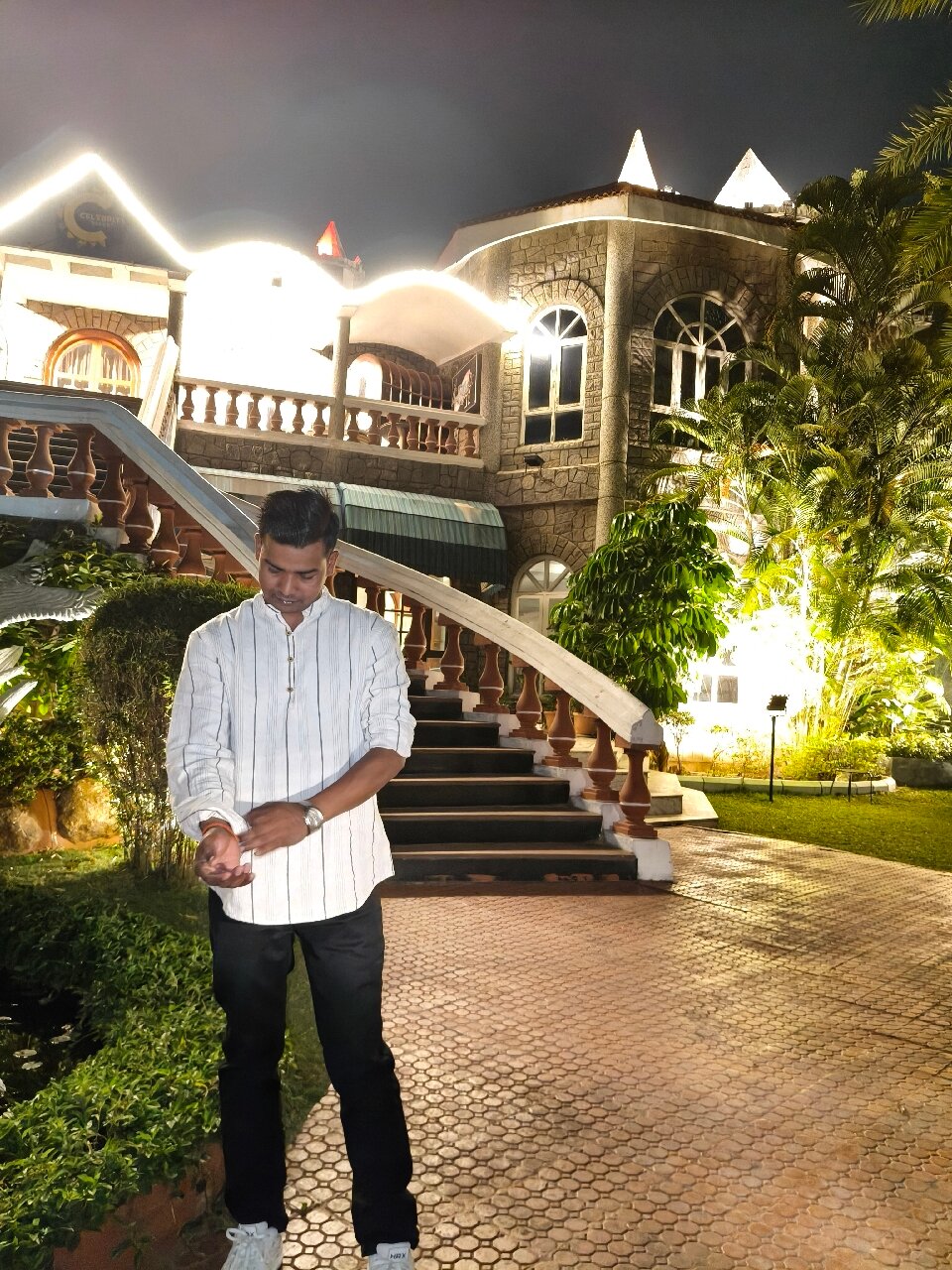 名流俱乐部酒店-官方