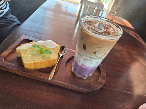 Romcheik 5 Art Space & Café-马德望必去景点