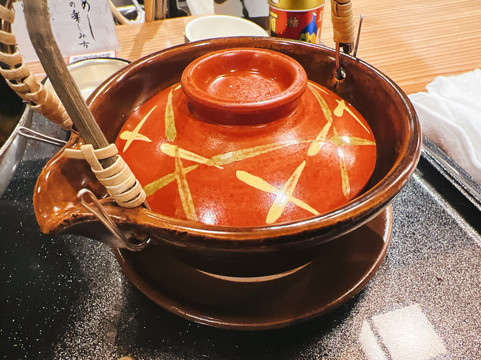 和牛専門 牛めし 前田優