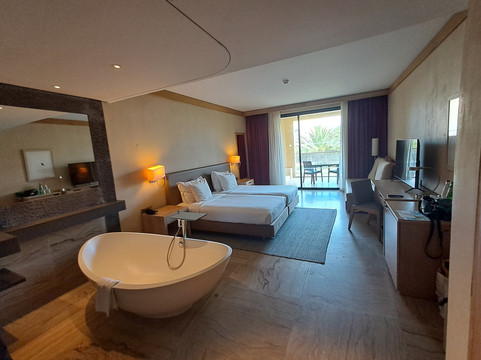 The Navigator - Colombus All Inclusive