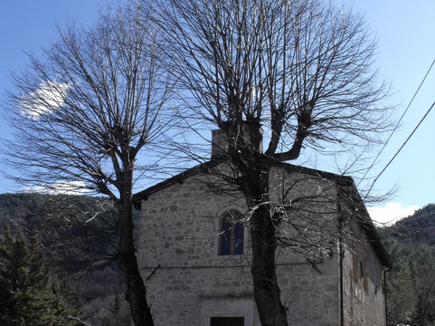 Castel Trosino-阿斯科利皮切诺必去景点