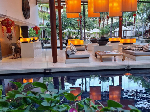 查瓦度假村主图