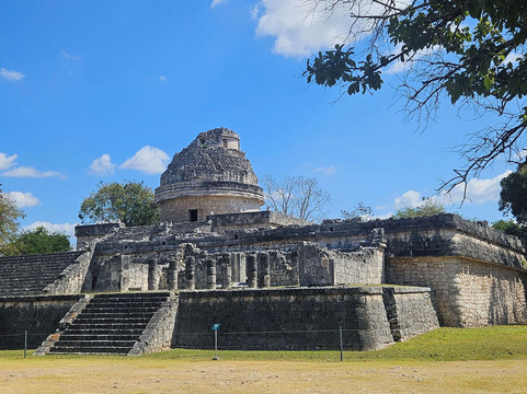 奇琴伊察旅馆主图
