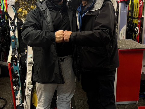 Ski & Snowboard Lessons-波亚纳布拉索夫必去景点