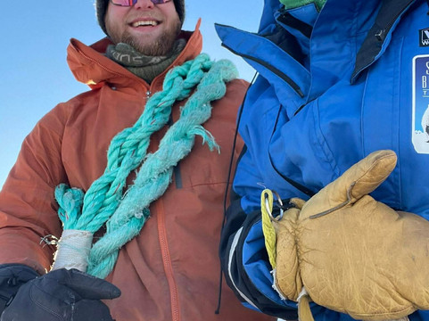 Green Dog Svalbard-朗伊尔城必去景点