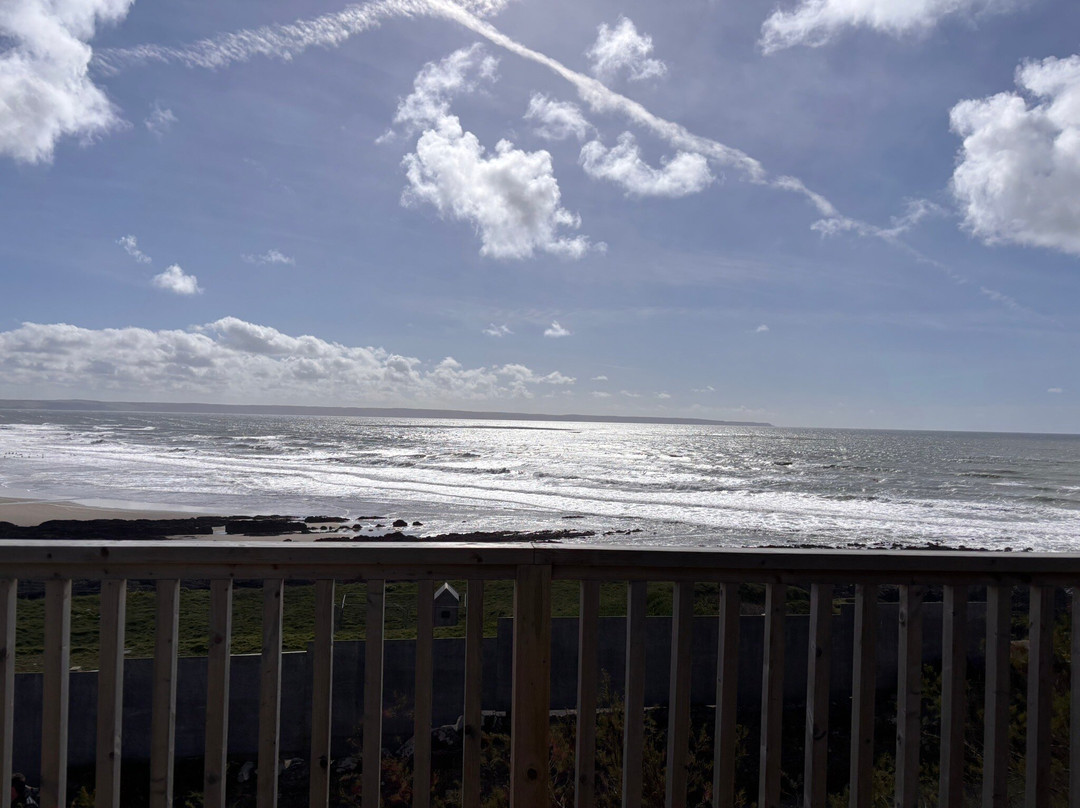 Surfing Croyde Bay-Croyde必去景点