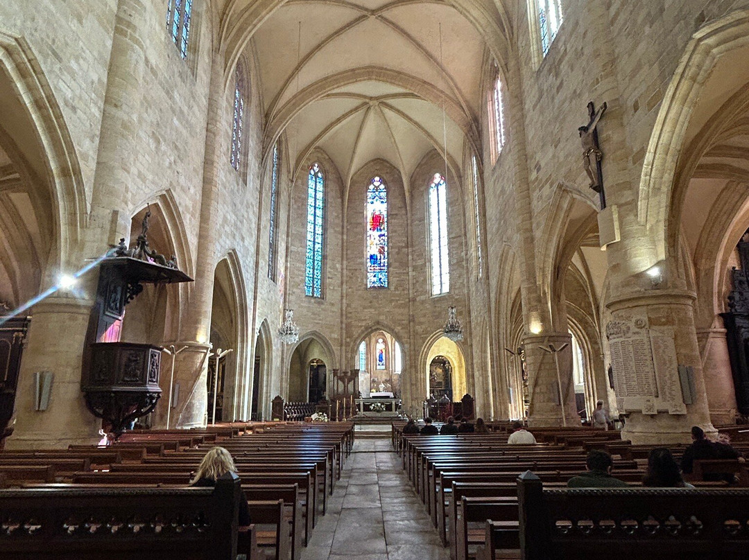 Cathedrale Saint-Sacerdos-萨尔拉必去景点