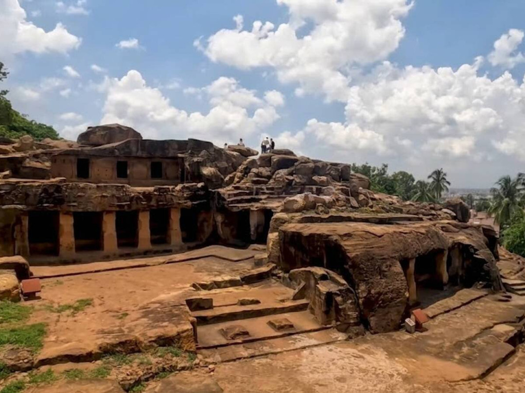 Khandagiri Caves-布巴内斯瓦尔必去景点