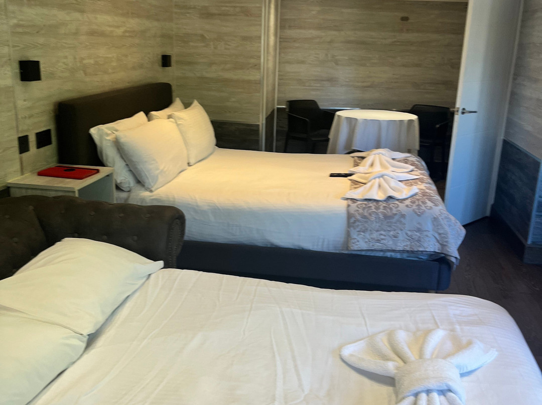 水畔运河小屋主图