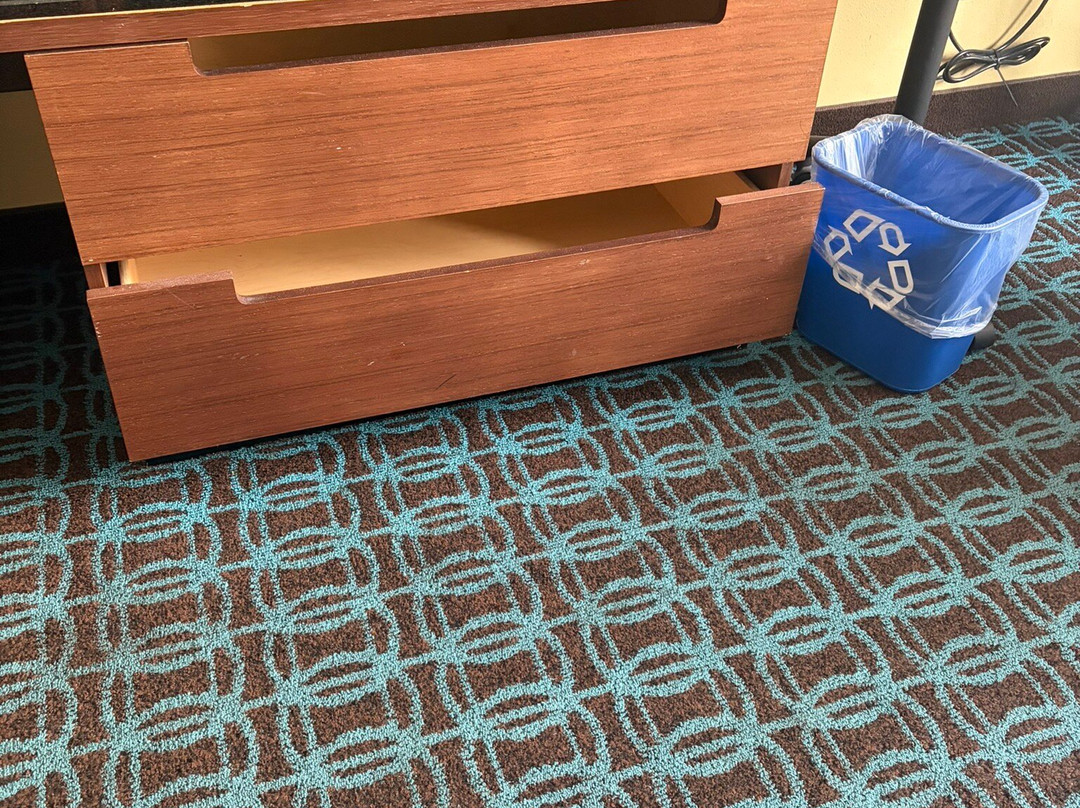 霍兰德万枫酒店主图