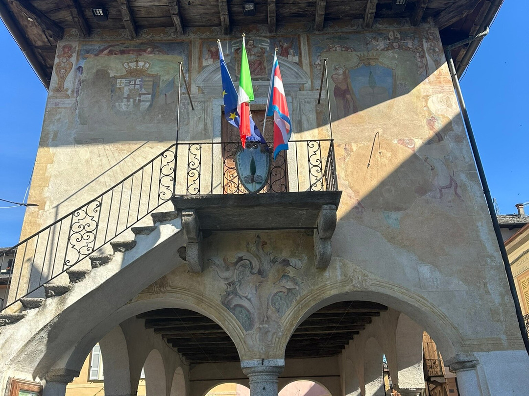 Palazzotto della Comunita-奥尔塔圣朱利奥必去景点