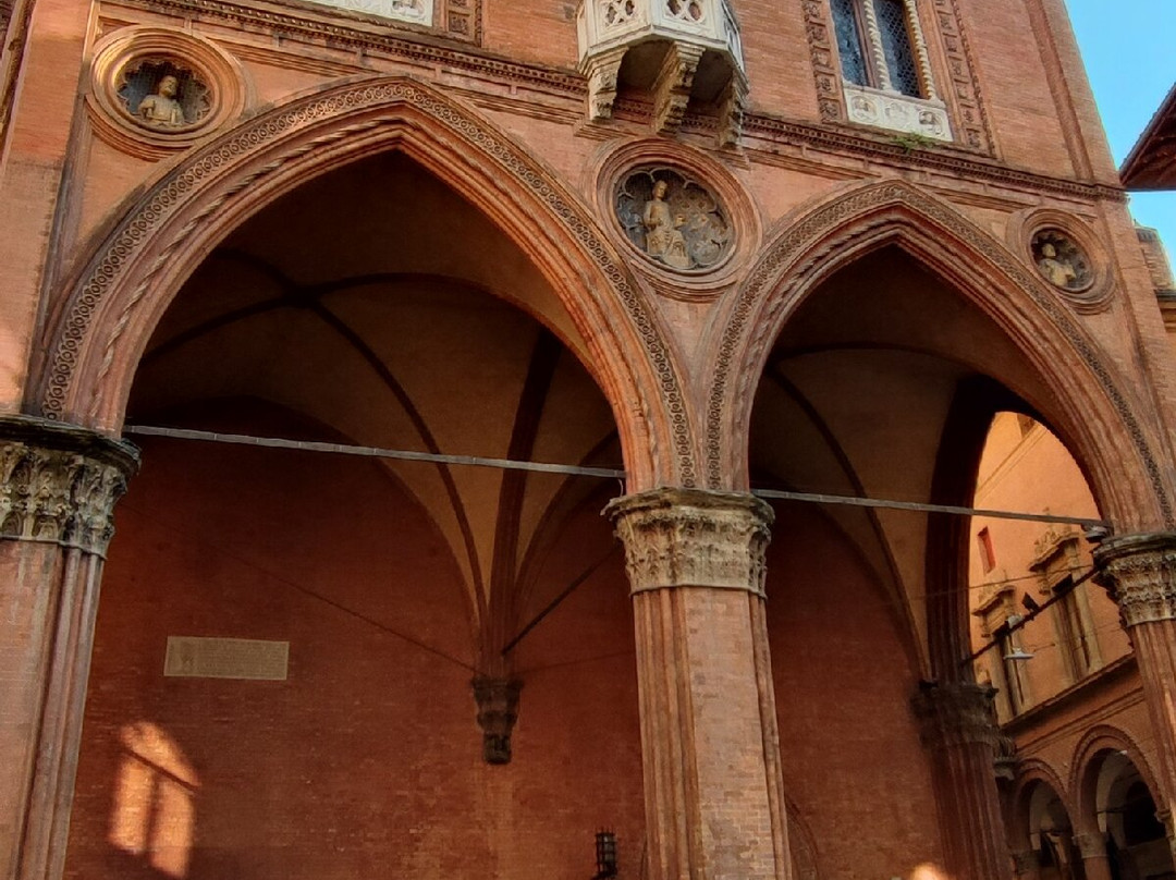 Palazzo della Mercanzia-博洛尼亚必去景点