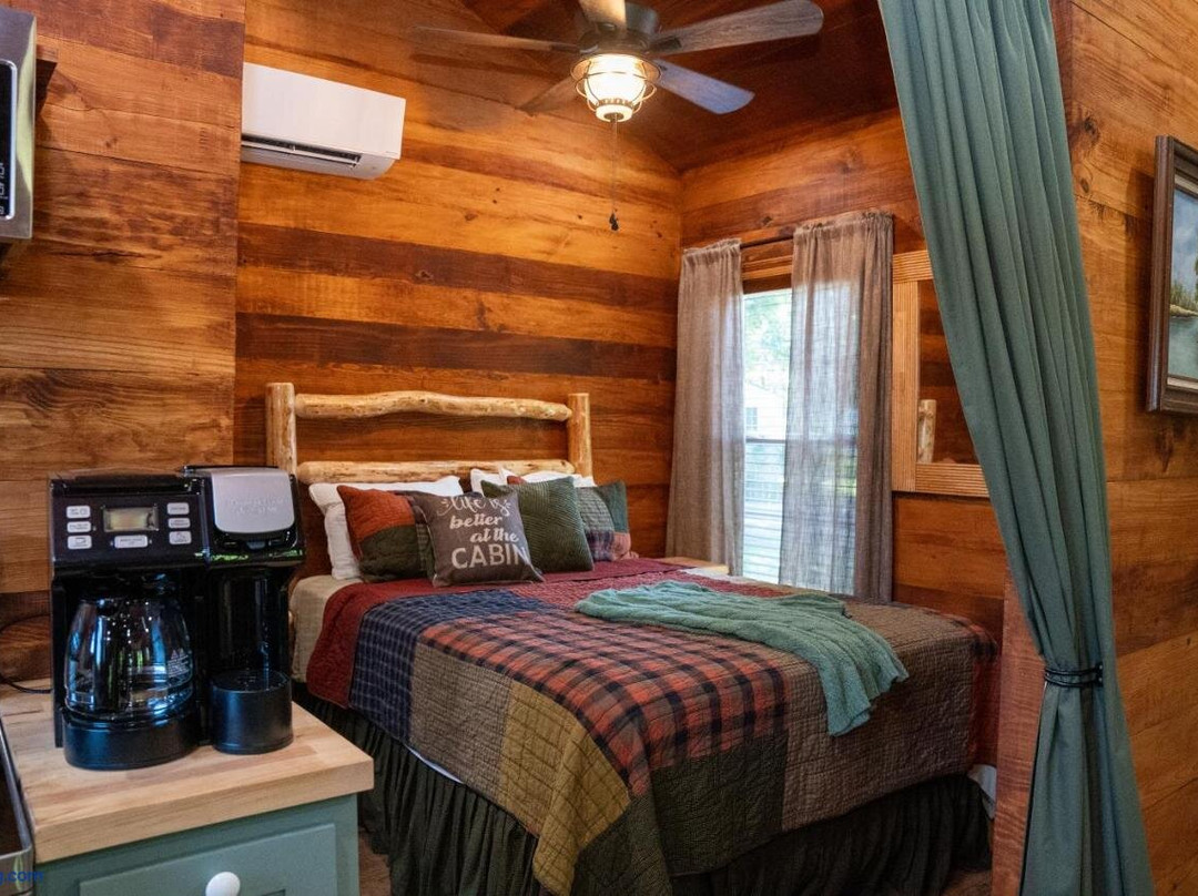 Riley's Retreat Cabin