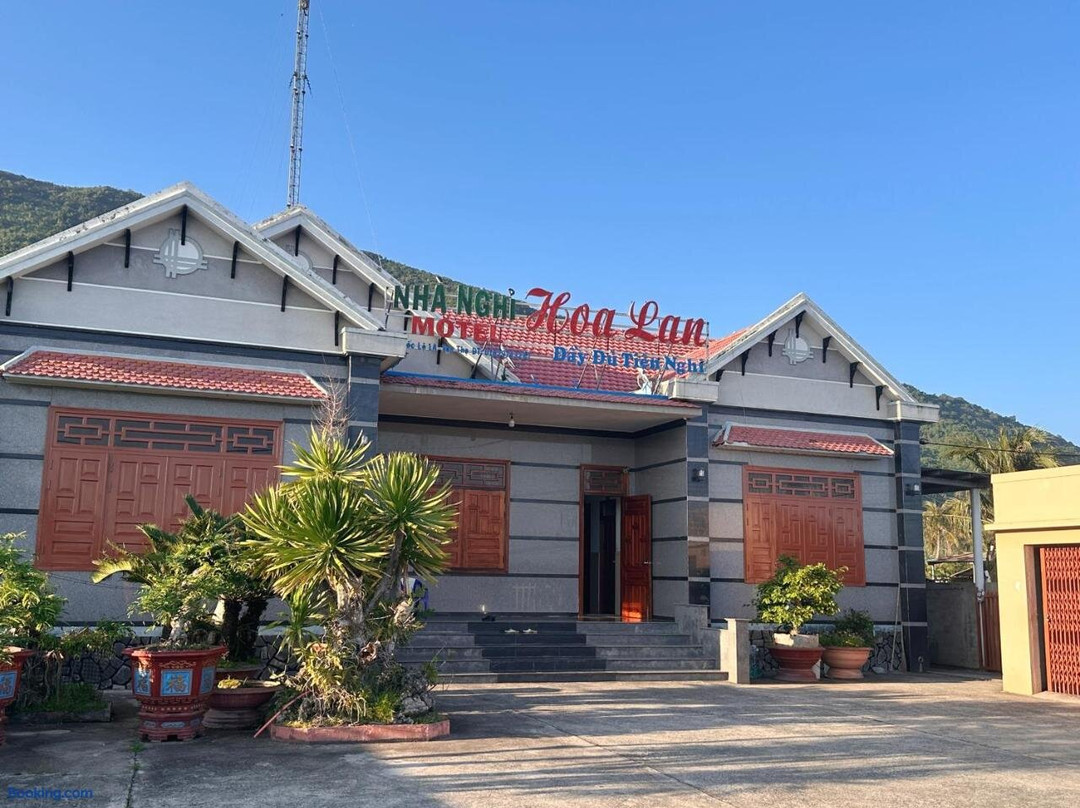 Nha Nghi Hoa Lan