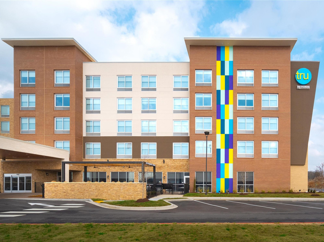 Tru by Hilton Spring Hill