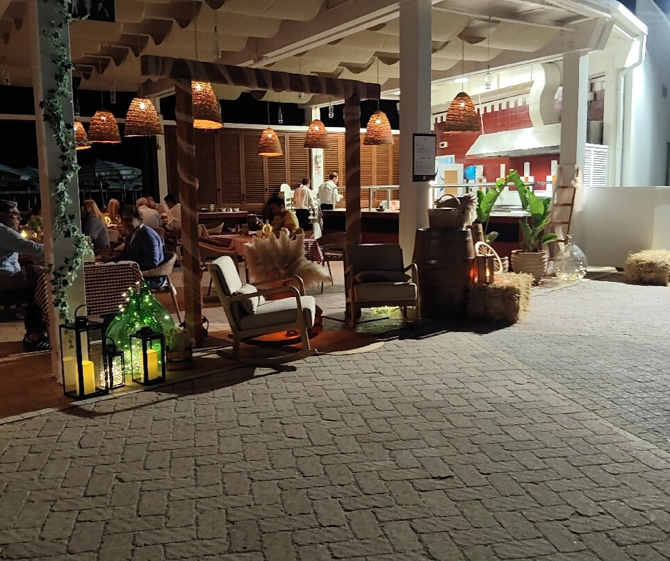 格兰圣立那酒店主图
