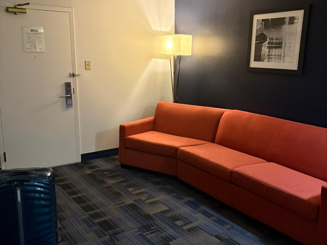 圣约翰温德姆Travelodge套房酒店主图