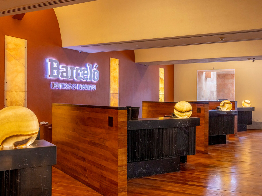 Barceló Monterrey Valle主图