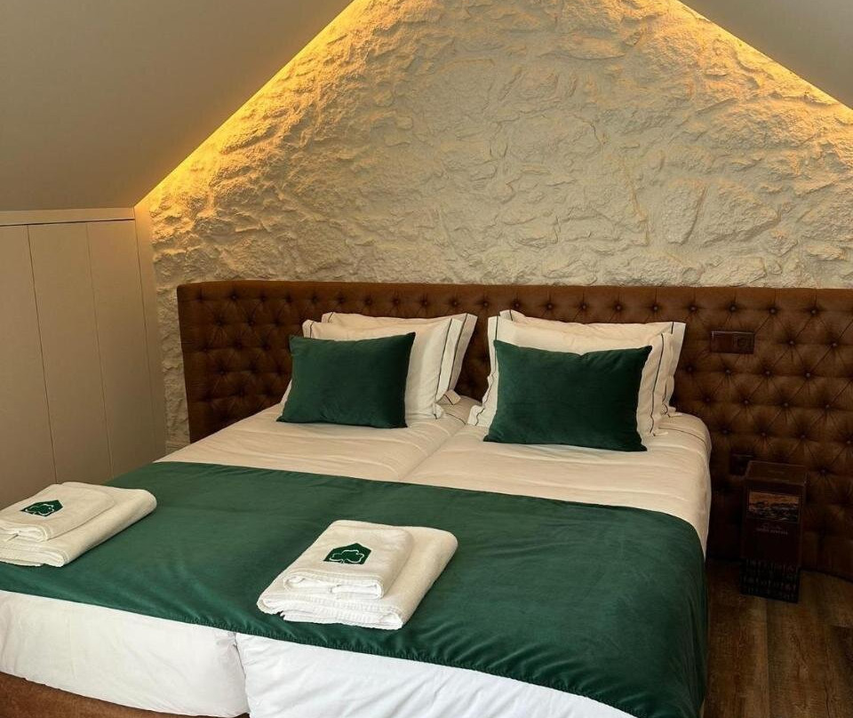 Celtic Lodge - Guest House