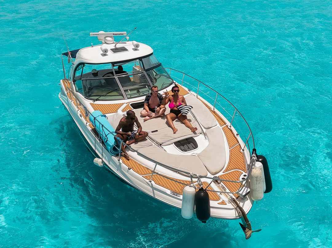 Nauti Yacht Charters-坎昆必去景点