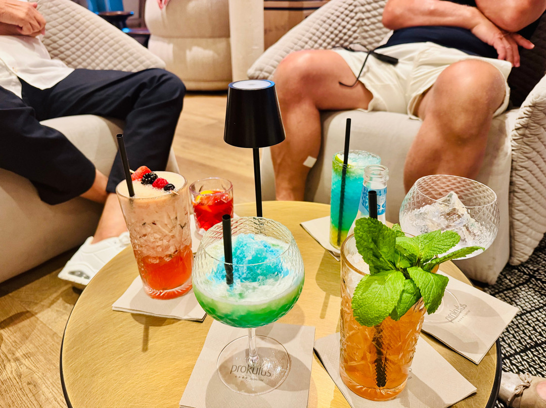 普洛库鲁斯酒店主图