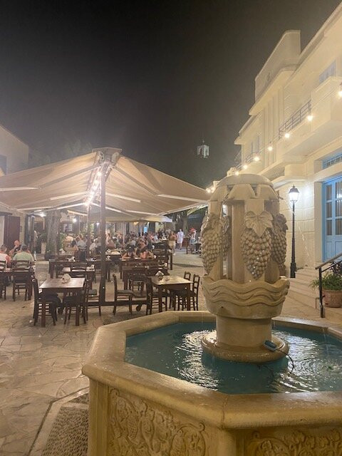 希乐奇奥旅游村公寓式酒店主图