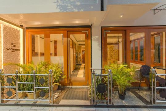 萨曼接待酒店-官方