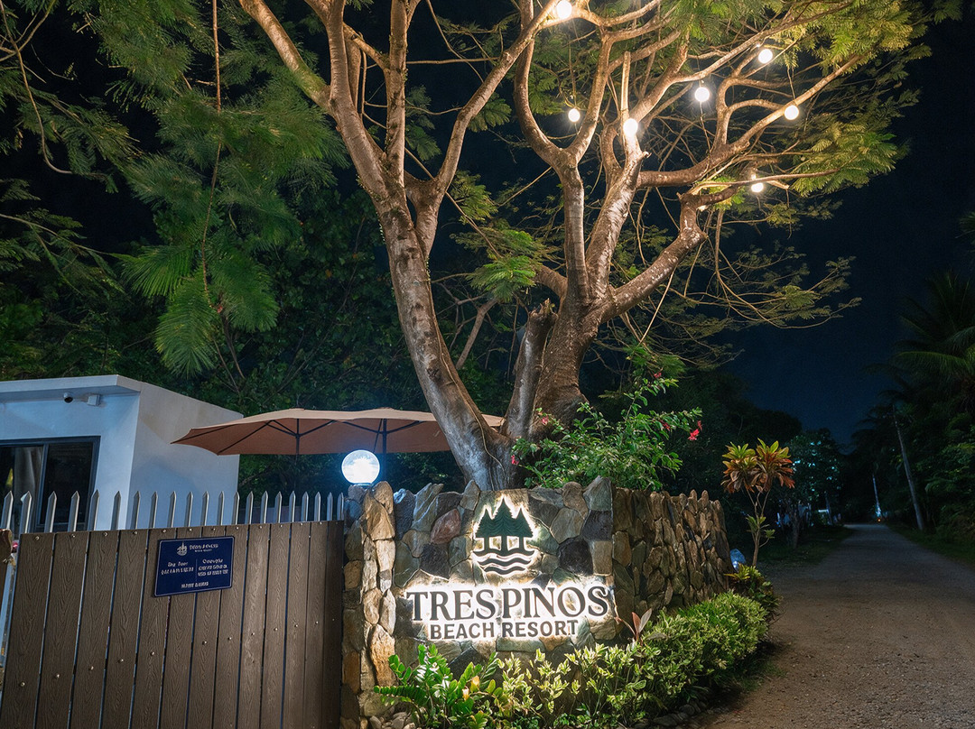 Tres Pinos Beach Resort