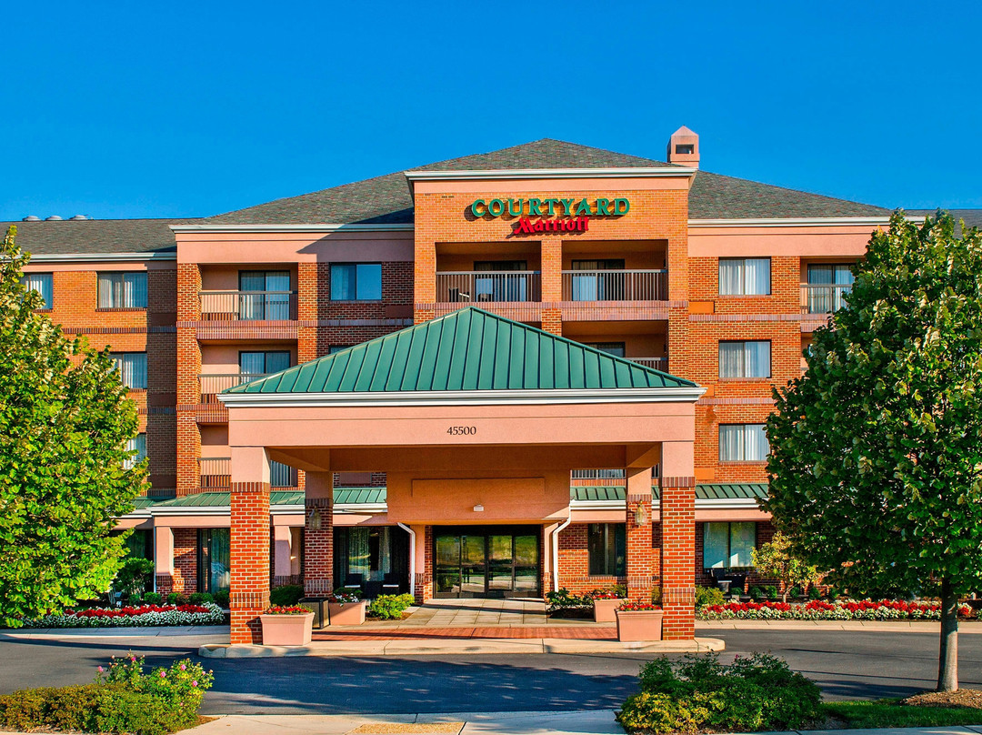 劳登县酒店住宿-Courtyard by Marriott Dulles Town Center