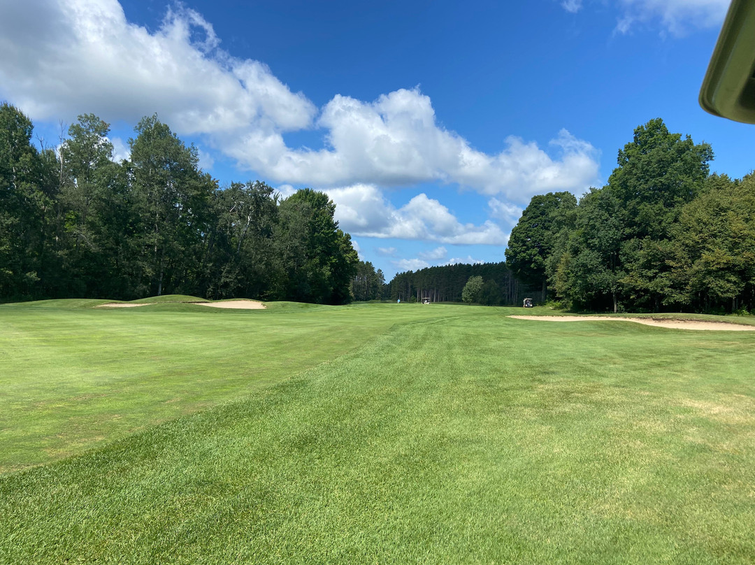 Emerald Vale Golf Course-Manton必去景点