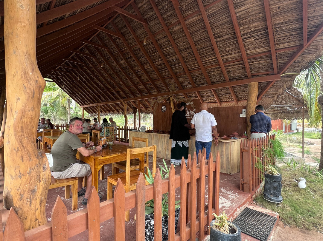 Wilpattu Coco Hut Restaurant