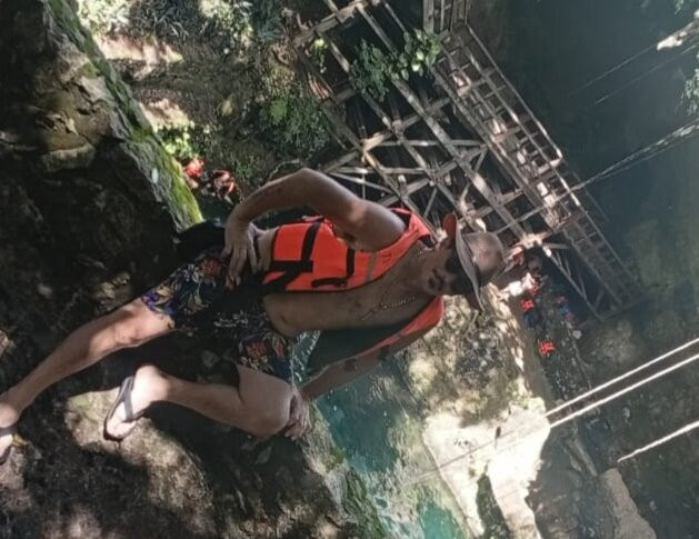 Cenote Zaci-巴利亚多利德必去景点