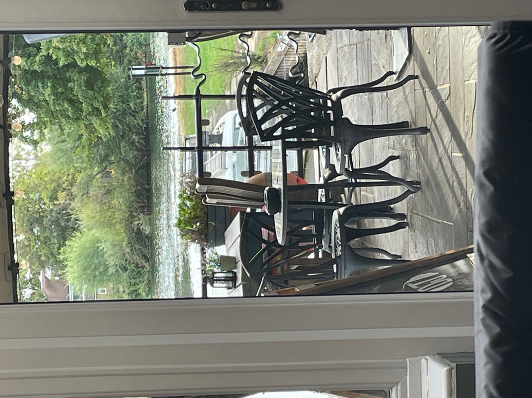 Bridge Hotel Restaurant