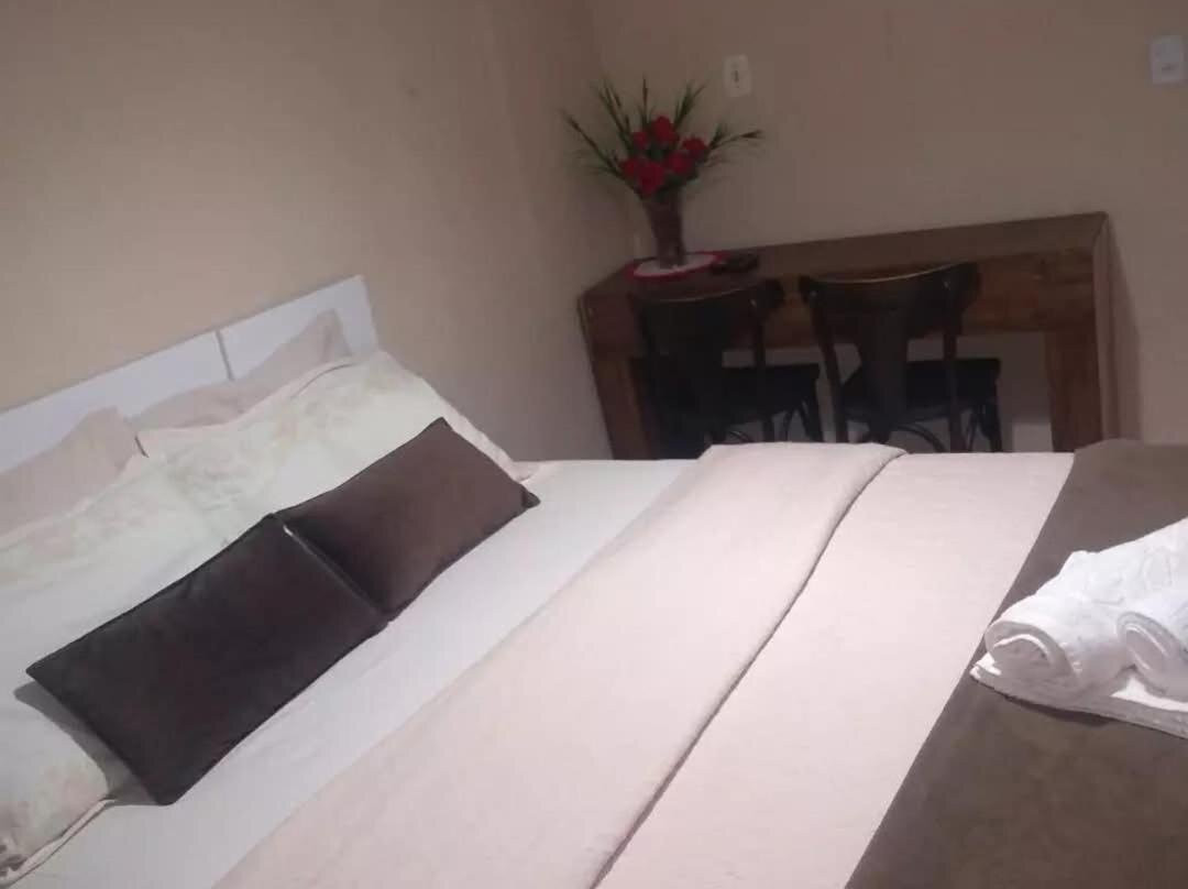 Brocker Hostel Pousada
