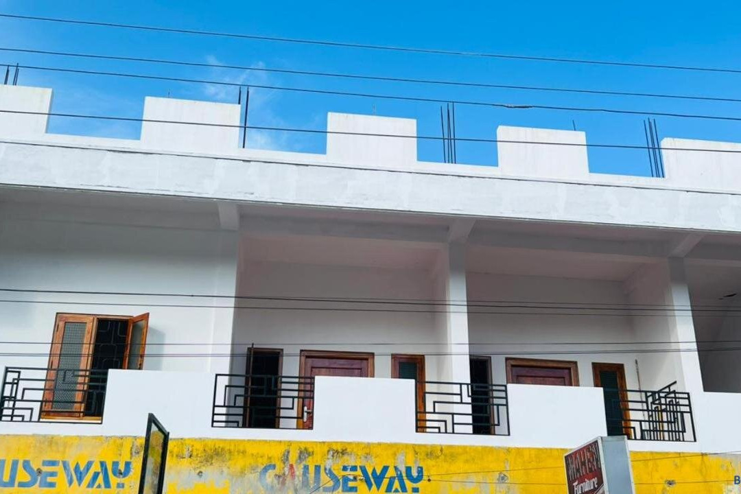 SB SARASWAThY apartments