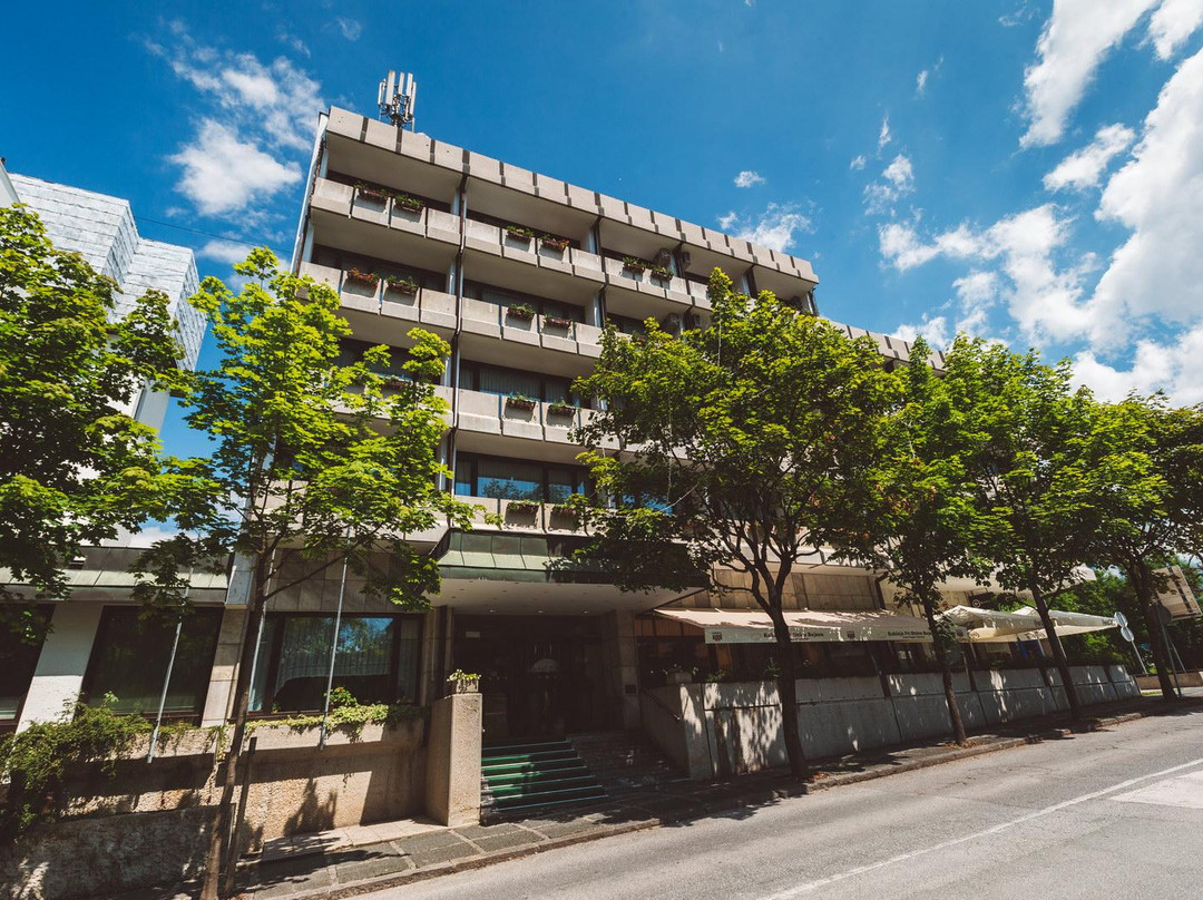 Krim Hotel
