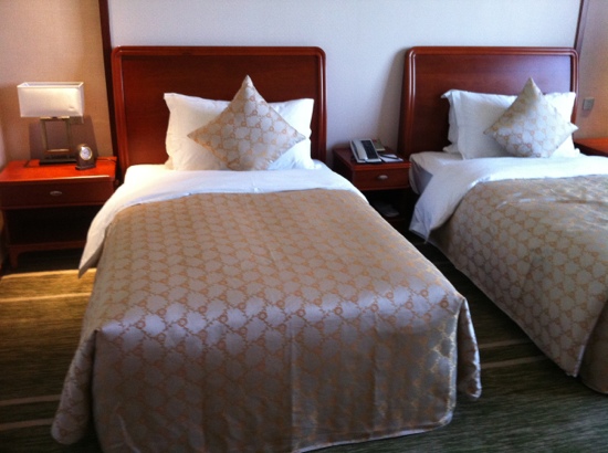 鲤鱼门大酒店-客卧