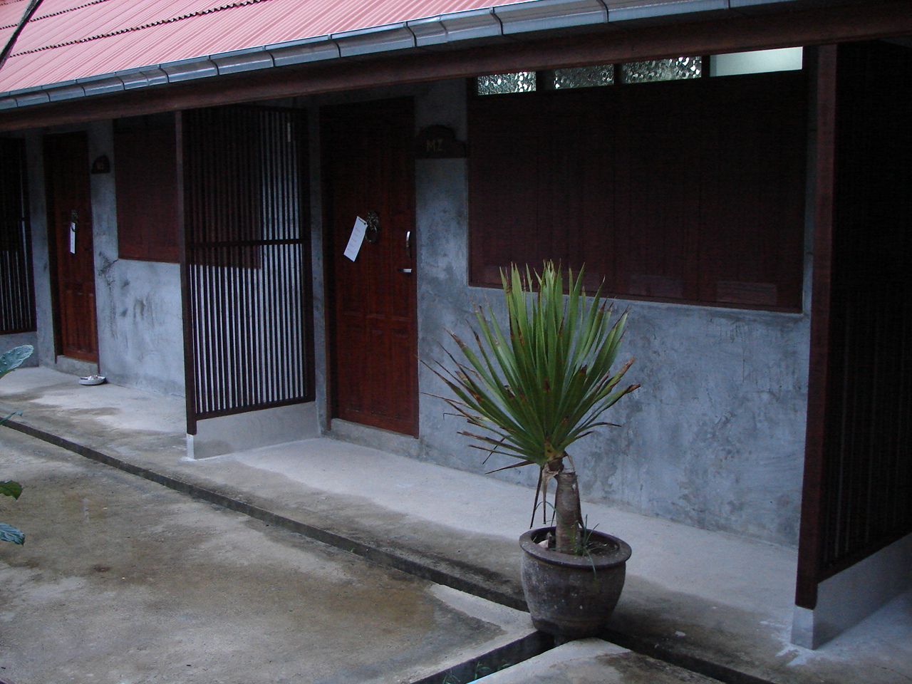 瑞恩泰邦昆酒店-客卧