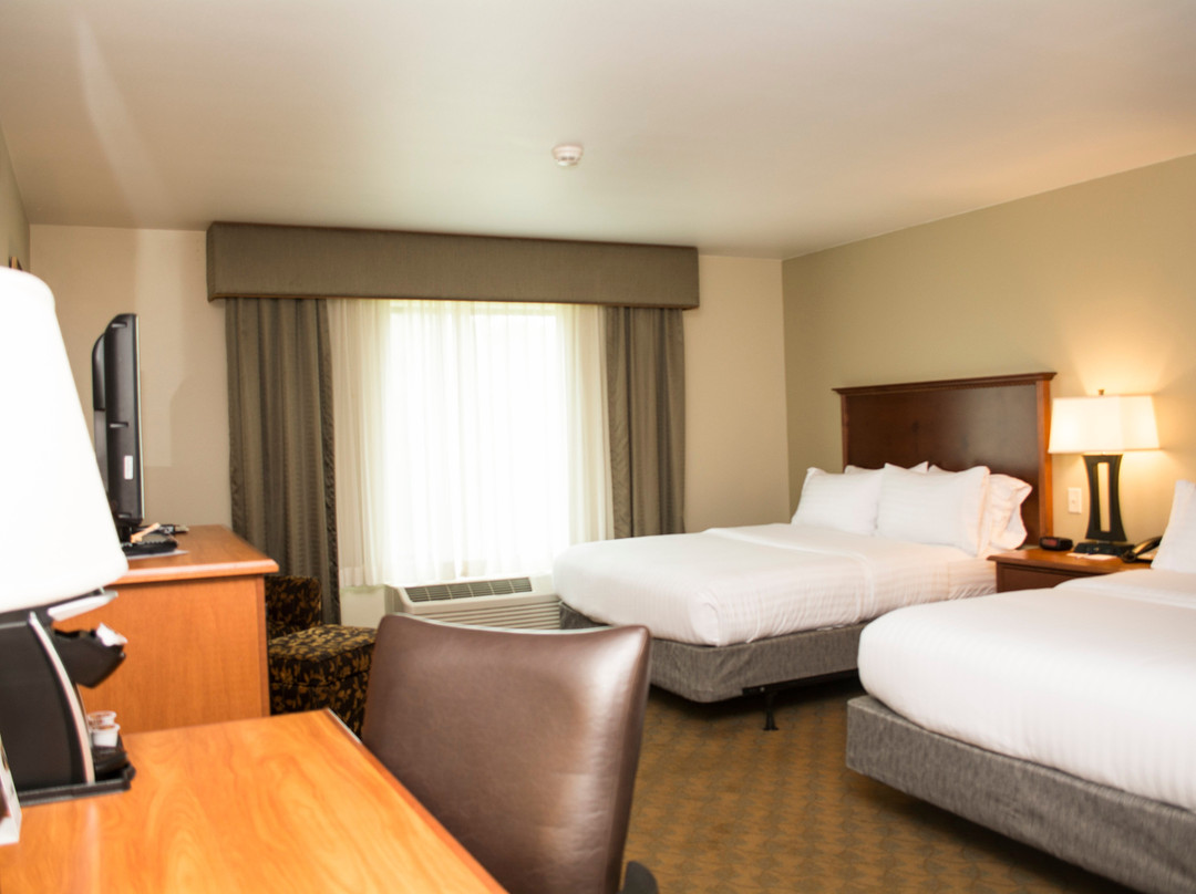 Holiday Inn Express & Suites Mason City By IHG主图