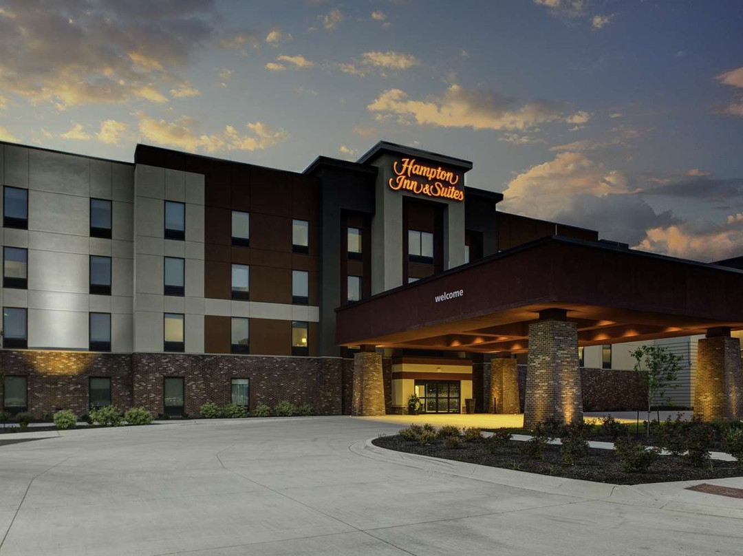 Hampton Inn & Suites Pittsburg Kansas Crossing主图