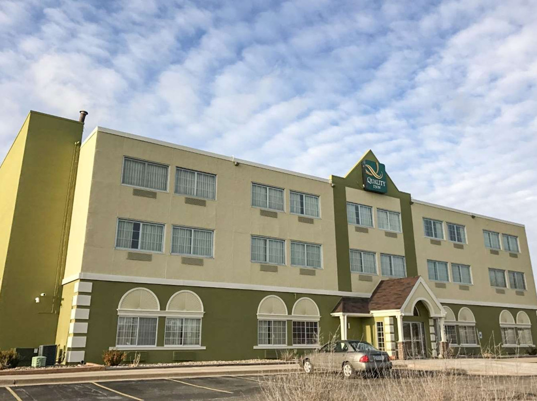 AmericInn by Wyndham Cedar Rapids North主图