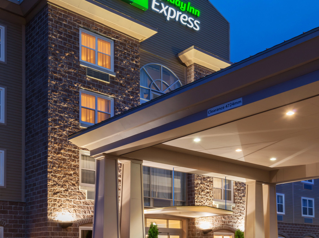 Holiday Inn Express Deer Lake By IHG主图