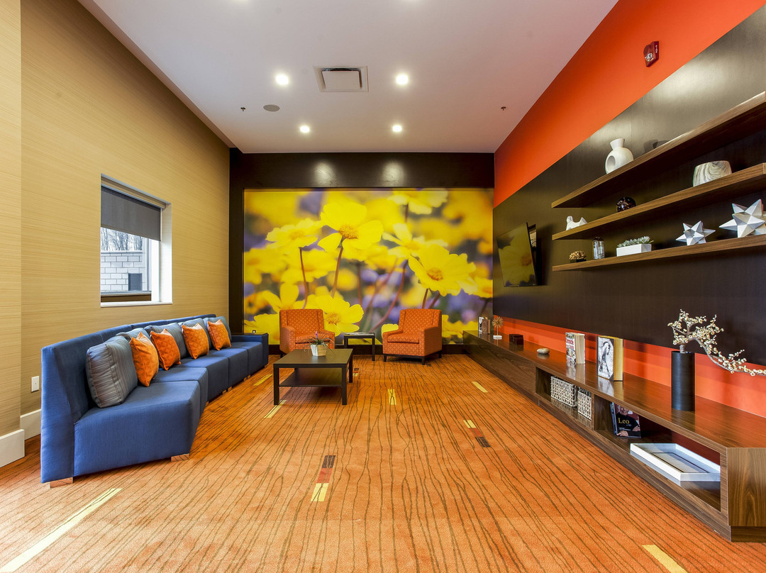 Courtyard by Marriott Montreal West Island/Baie D'Urfe主图